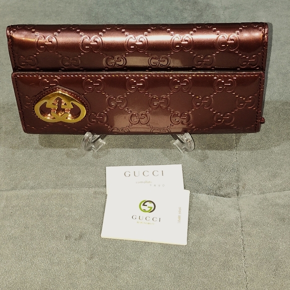 GUCCI SHINE GUCCISSIMA LOVELY HEART PLUM PATENT LEATHER CONTINENTAL LONG WALLET - Picture 12 of 17